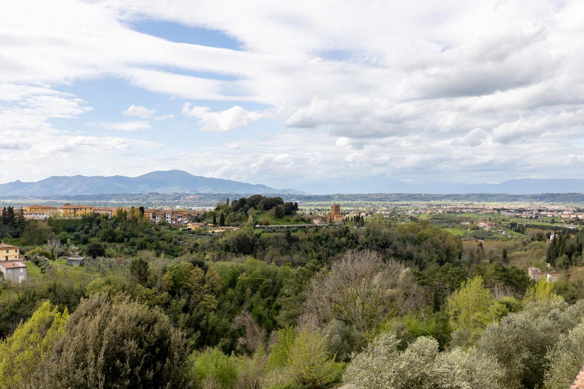 Residence Montevecchio Montopoli in Val dʼArno Buitenkant foto