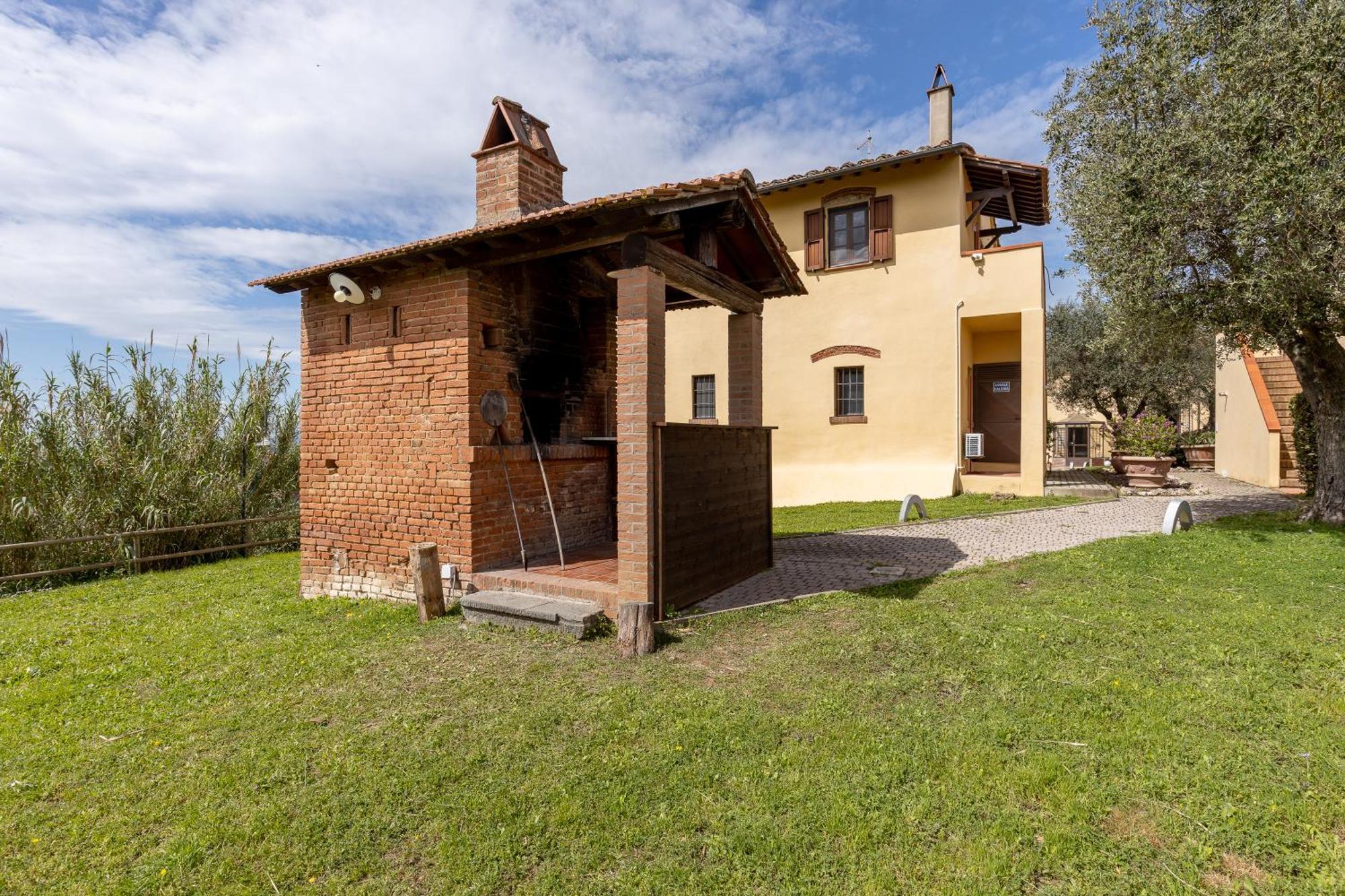 Residence Montevecchio Montopoli in Val dʼArno Buitenkant foto